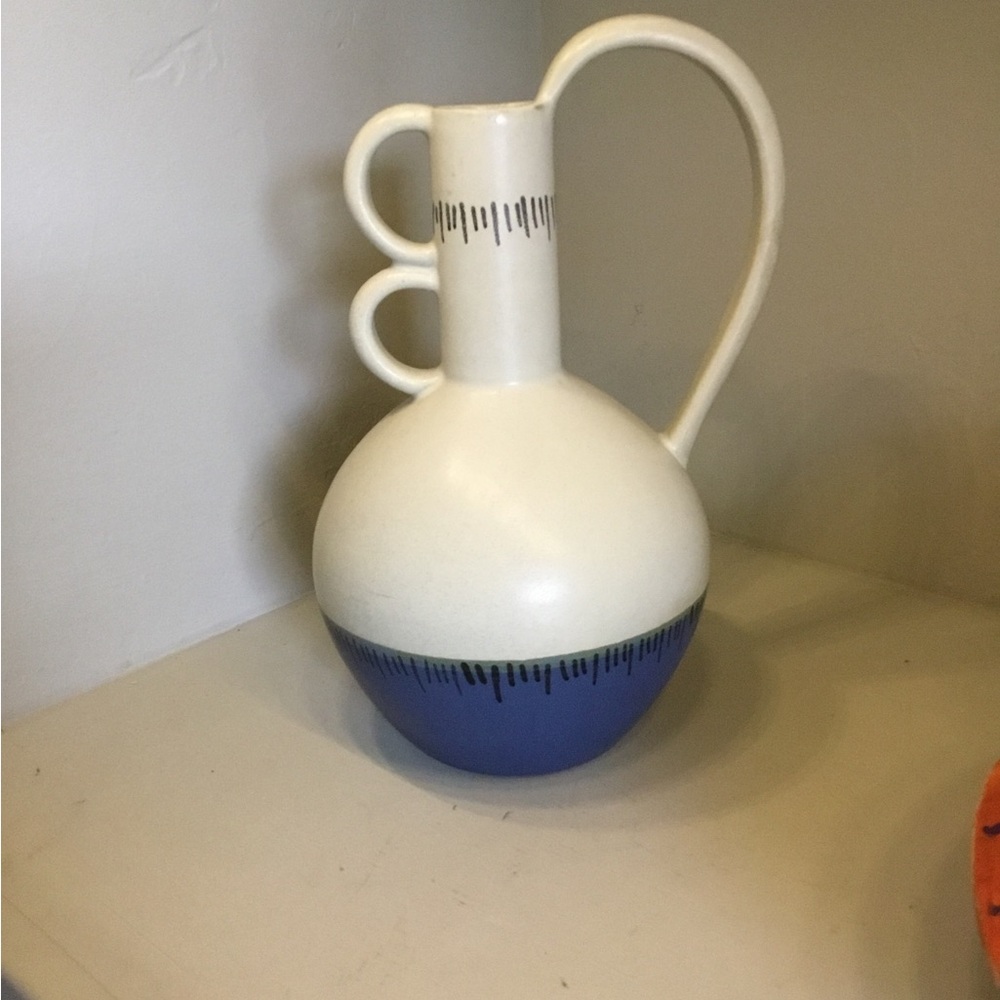 Mid century modern Studio pottery form Portugal 
Perfect